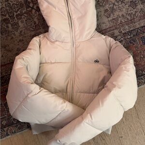 Alo Captivate Puffer